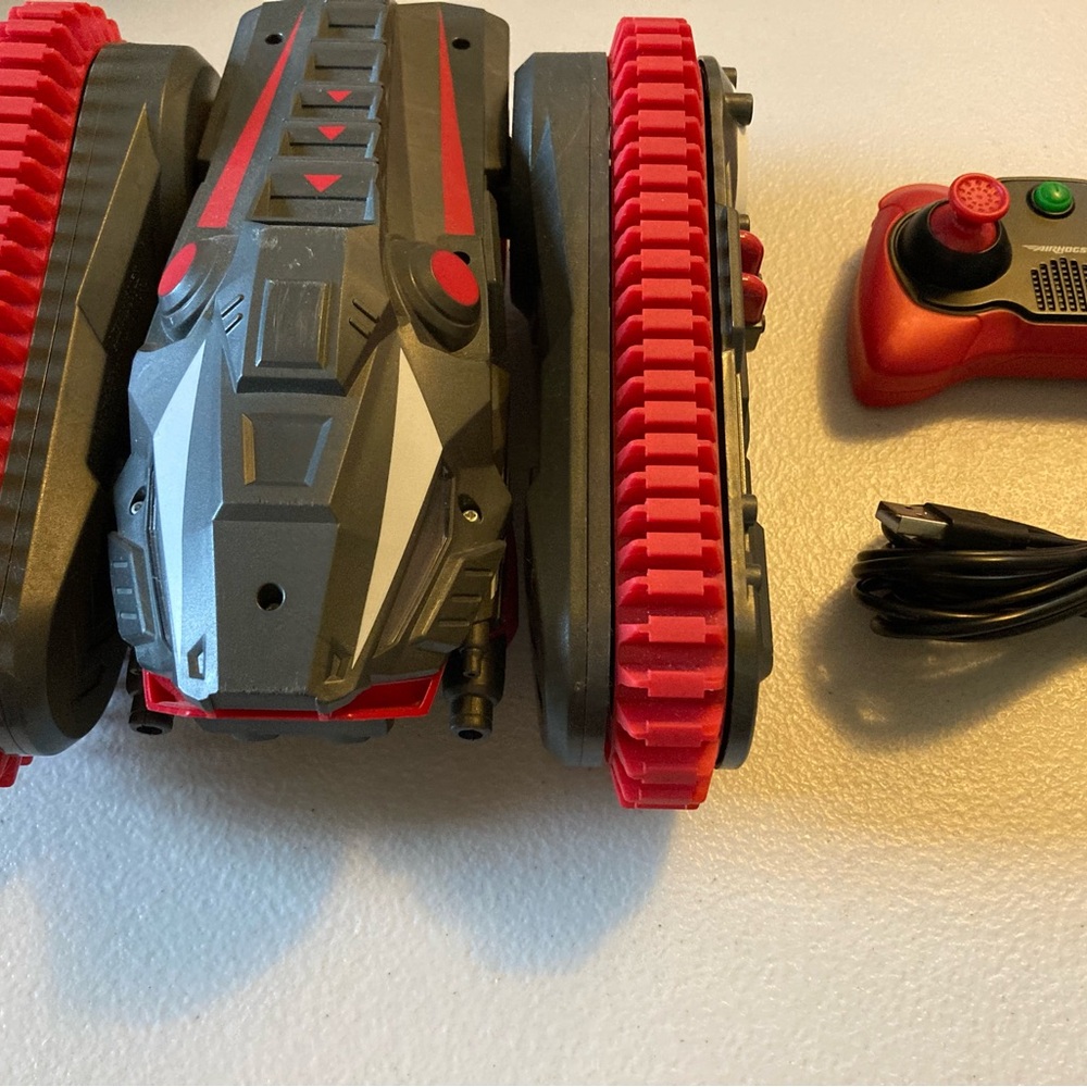 Air Hogs Robo Trax Remote Control Vehicle Robot